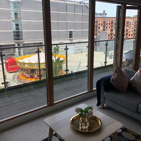The Boulevard At Leeds Dock Apartment *